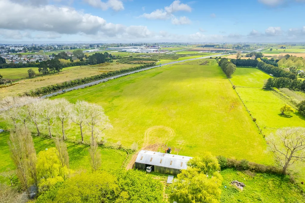 Newstead  ACREAGE ON THE CITY'S DOORSTEP