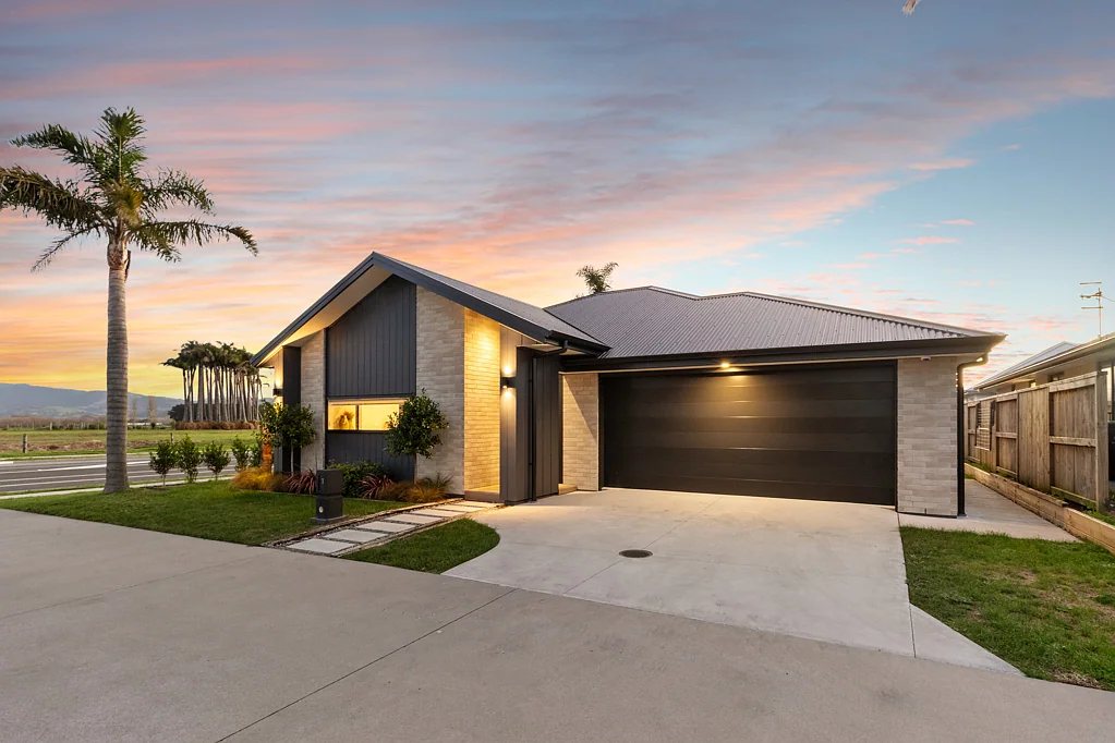 Papamoa 4部屋 Brand New, Fully Furnished Coastal Retreat!
