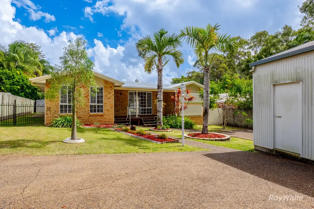 Millbank 4 Bedroom Family Home with Pool, Shed & Prime Location