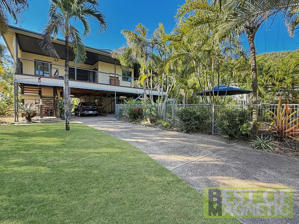 Horseshoe Bay 4房  Beautiful High-Set Home - Pool, Workshop, Granny Flat