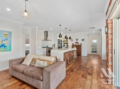 42 Lakeviews Cct, Yarrawonga, VIC 3730, 4房, 2浴, House