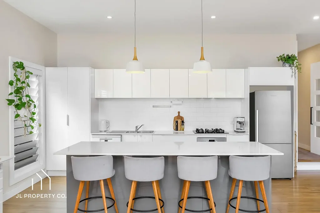 19 Sydney Ave, Umina Beach, NSW 2257