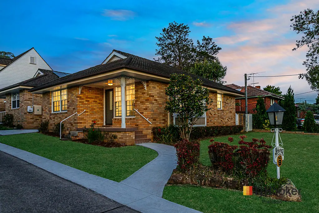 Revesby 2Zimmer Stylish villa living in a tightly held complex, walk to station!