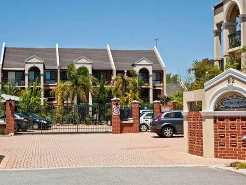 FIRST FLOOR FANTASTIC GEM IN SECURITY COMPLEX WITH POOL, SPA AND BBQ FACILITIES