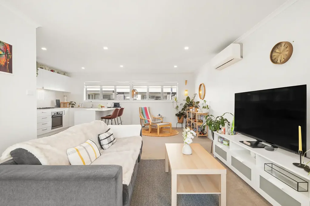 Lawson 3ਬੈੱਡਰੂਮ Immaculate townhouse offering easy-care living at its best !!!
