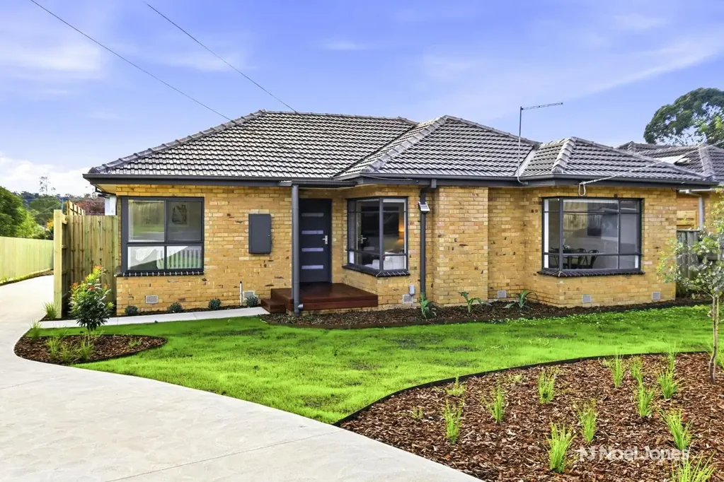 1/105 Hull Road, Croydon, VIC 3136