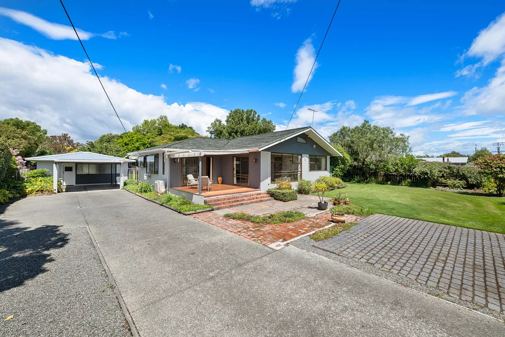 Springlands 3房  Vendors say sell - bring all offers