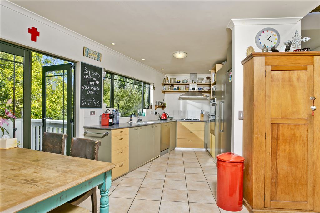 2/710 East Coast Road, Pinehill, Auckland - North Shore, 3房, 0浴