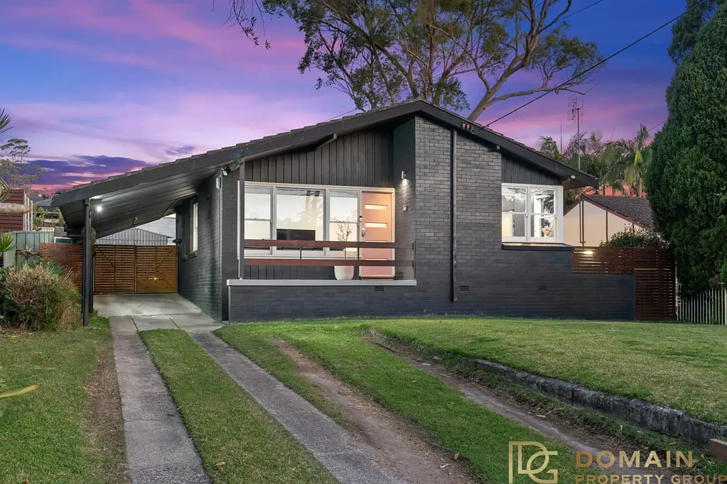 Narara 3ਬੈੱਡਰੂਮ Stylish Single-Level Living with Backyard Entertaining