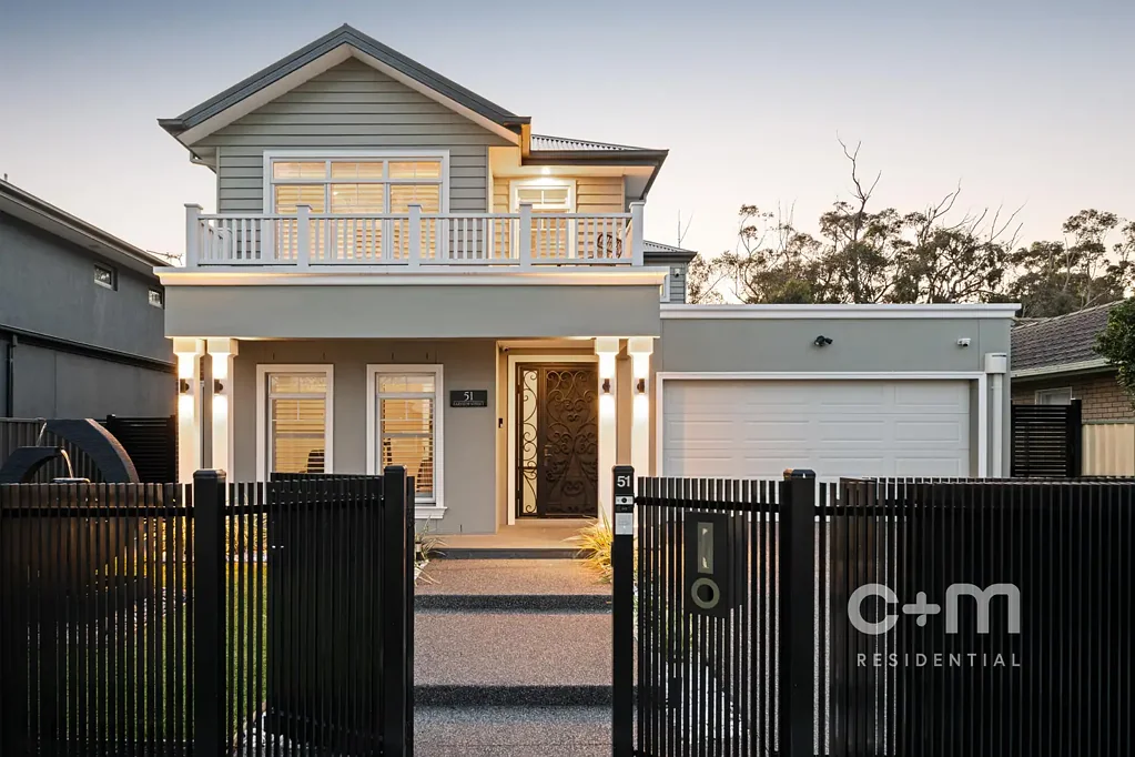 Glenroy 4Habitaciones From Poolside to Tee Time
