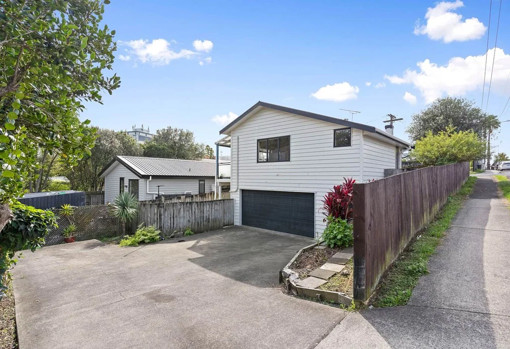 Manukau 3غرفة نوم 3 bedroom, 2 bathroom beauty in Otahuhu