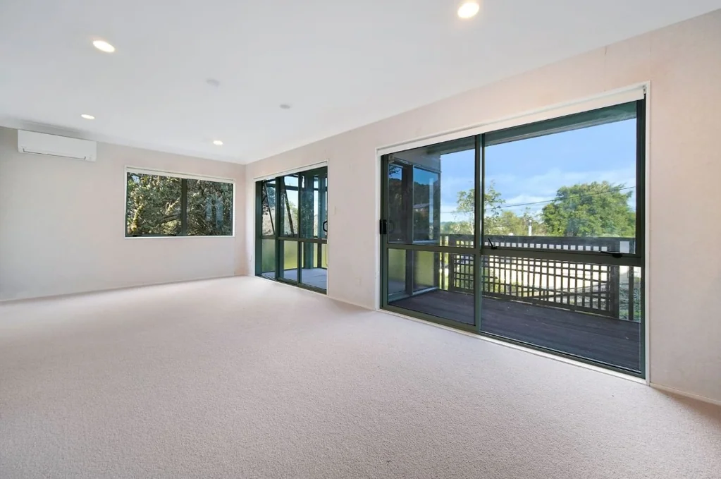 2 Bedroom with Spacious Spare Room Available