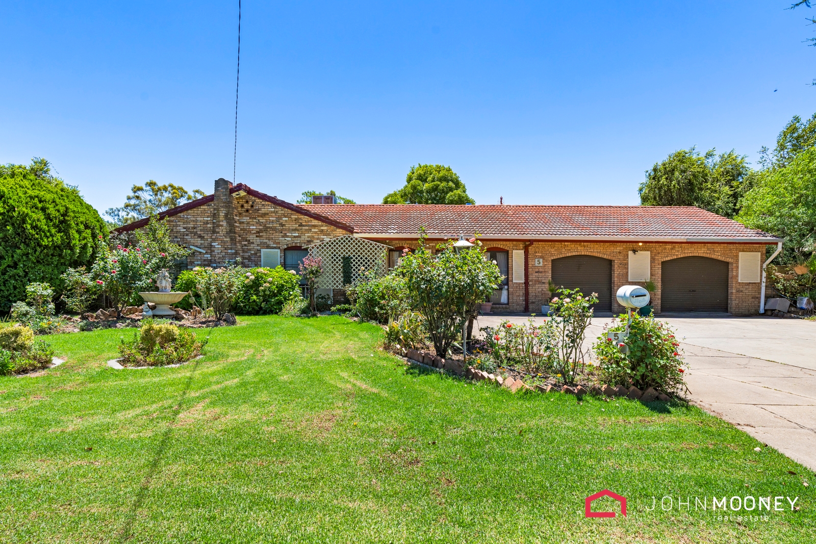 5 NORFOLK AV, LAKE ALBERT NSW 2650, 0 phòng ngủ, 0 phòng tắm, House