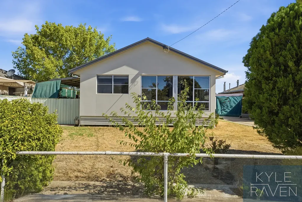 1 Batchelor Crescent, Wangaratta, VIC 3677