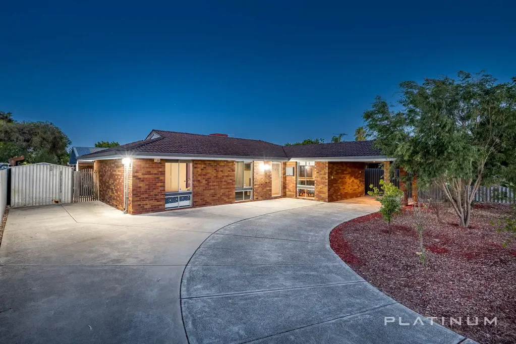 42 Trusmore Crescent, Craigie, WA 6025