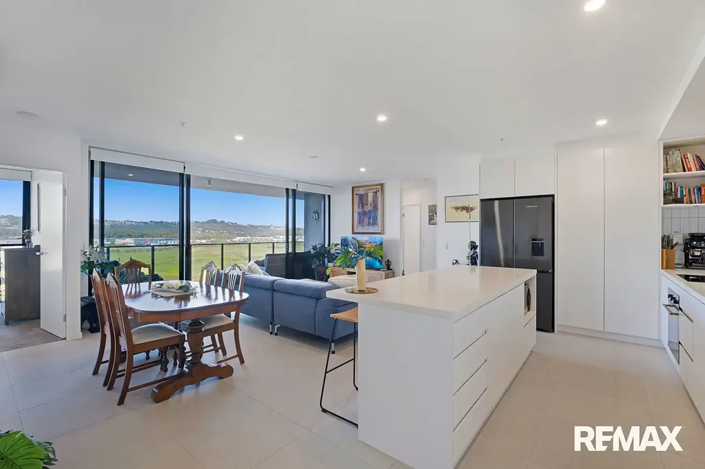 Maroochydore 3Habitaciones Private Corner Apartment | Lake & Parkland Outlook | Incredible location