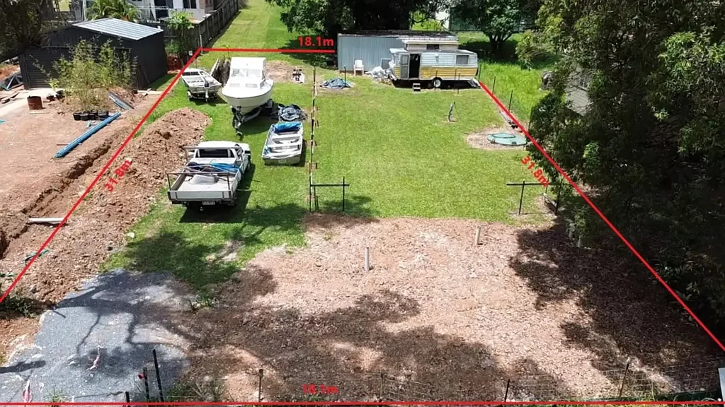 12 Rhodes Street, Macleay Island, QLD 4184