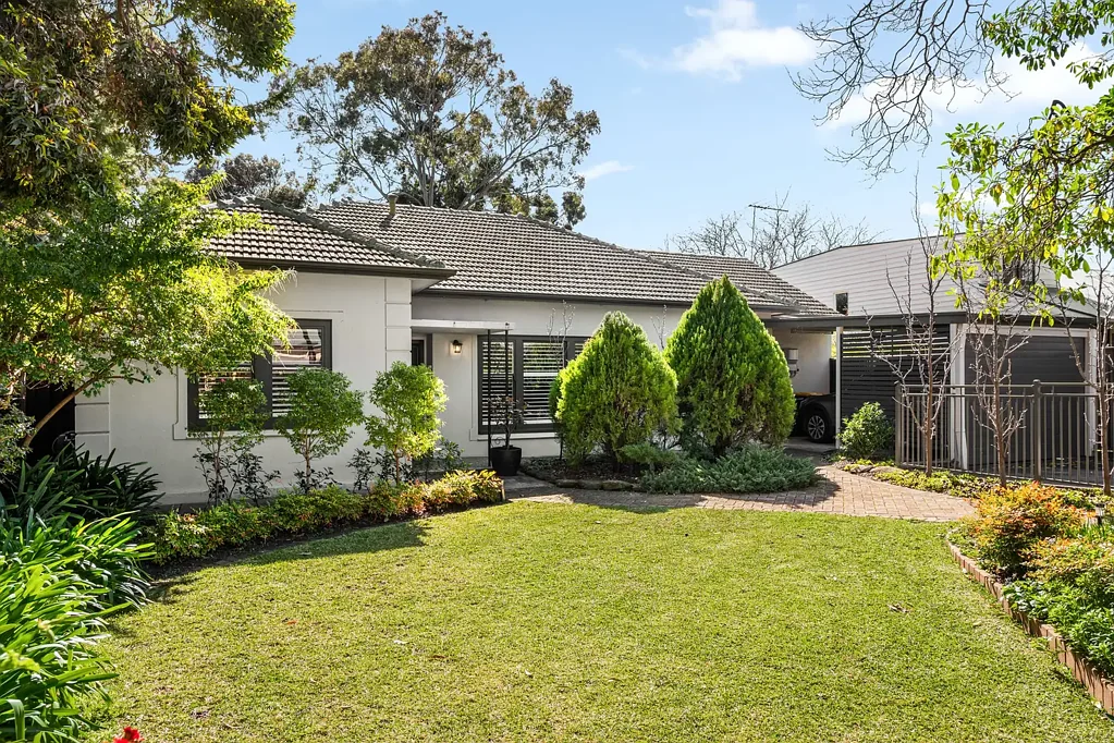 Lower Mitcham 4房  A Beautifully Extended Family Haven in One of Lower Mitcham's Quietest Streets