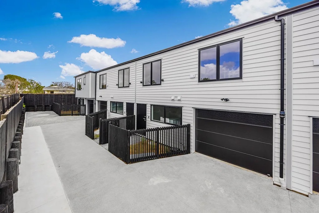 Favona 3ਬੈੱਡਰੂਮ Exclusive New Terrace Homes