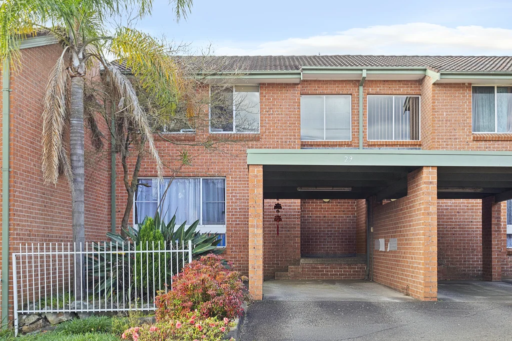 29/6 Jacquinot Place, Glenfield, NSW 2167