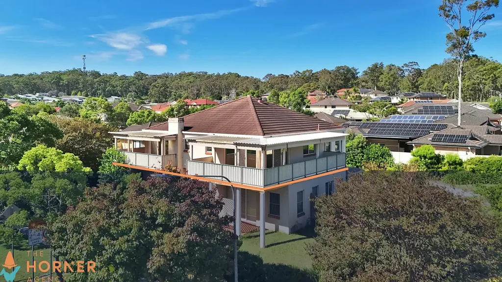 Wadalba 3房  Top Floor Living with Space, Privacy and Convenience
