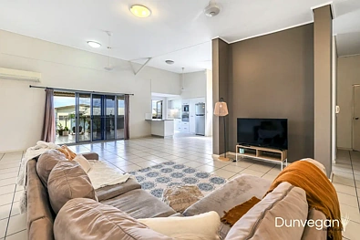 客厅 - 13/73B Ruddick Circuit, Stuart Park, NT 820