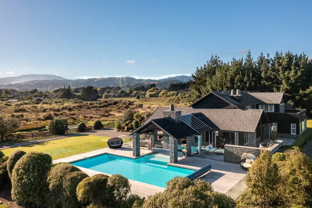 Otaihanga 5 Bedroom Otaihanga Opulence