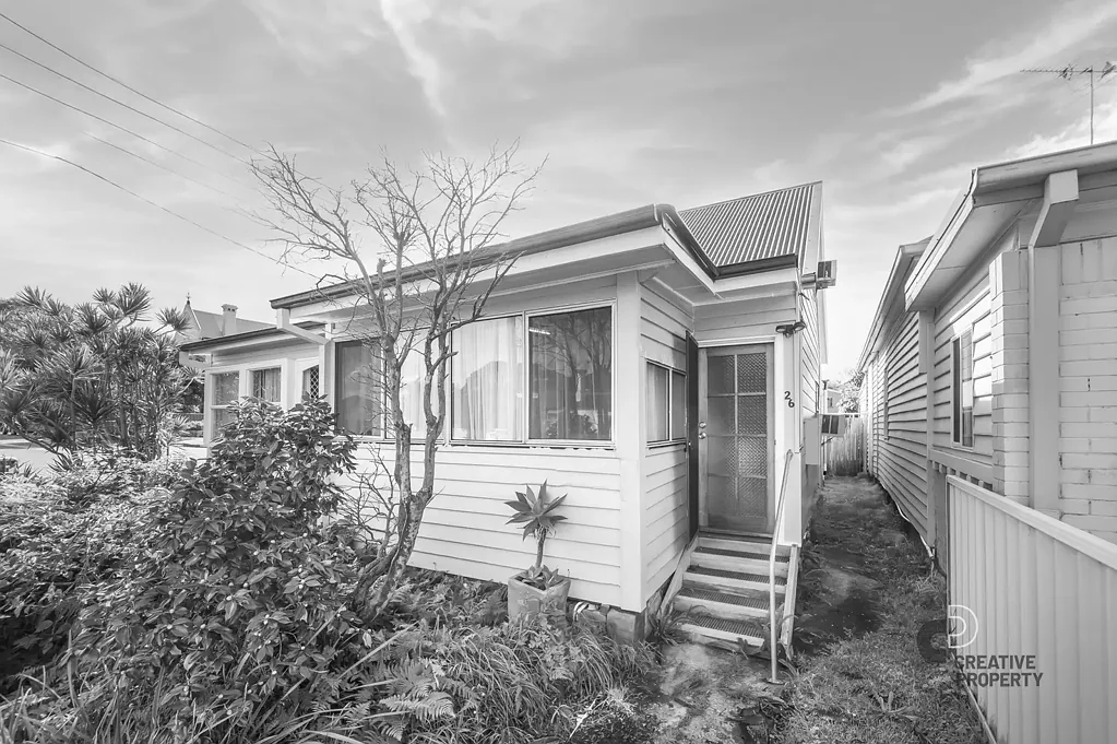26 Maitland Street, Stockton, NSW 2295