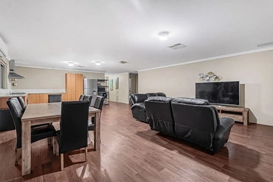 52 Aroona Way, Maddington, WA 6109, 4 Bedrooms, 2 Bathrooms, House