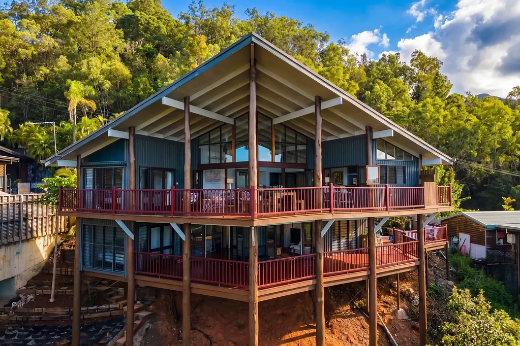 Smithfield 4ਬੈੱਡਰੂਮ PANORAMIC VIEWS, DUAL OCCUPANCY, STUNNING POLE HOME