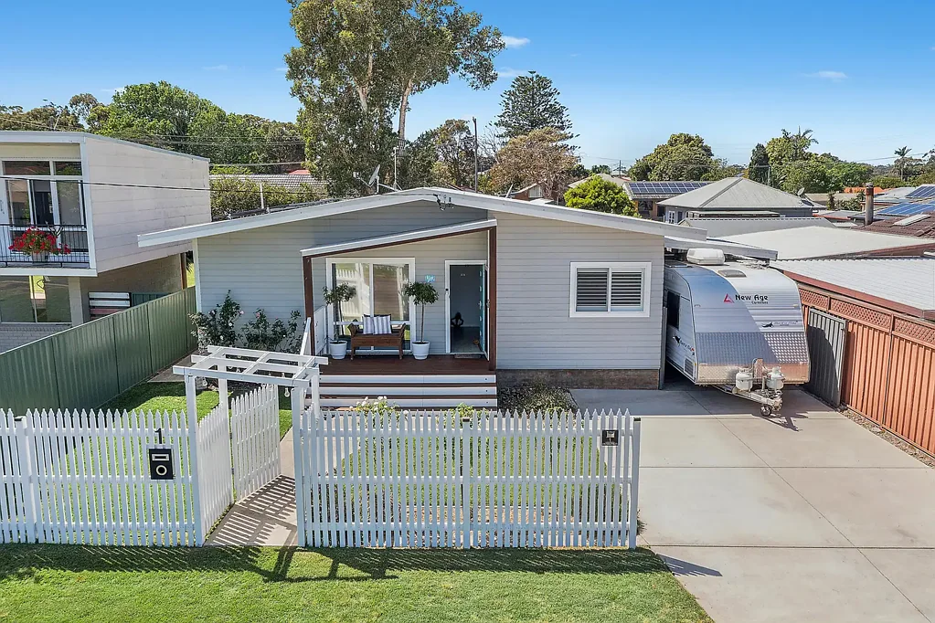 Toukley 3ਬੈੱਡਰੂਮ Modern luxury fused with cottage charm