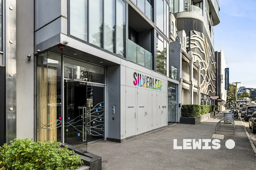 South Melbourne 2房 带阳台和安全停车位的现代两卧室公寓 Modern 2-Bedroom Apartment with Balcony & Secure Parking