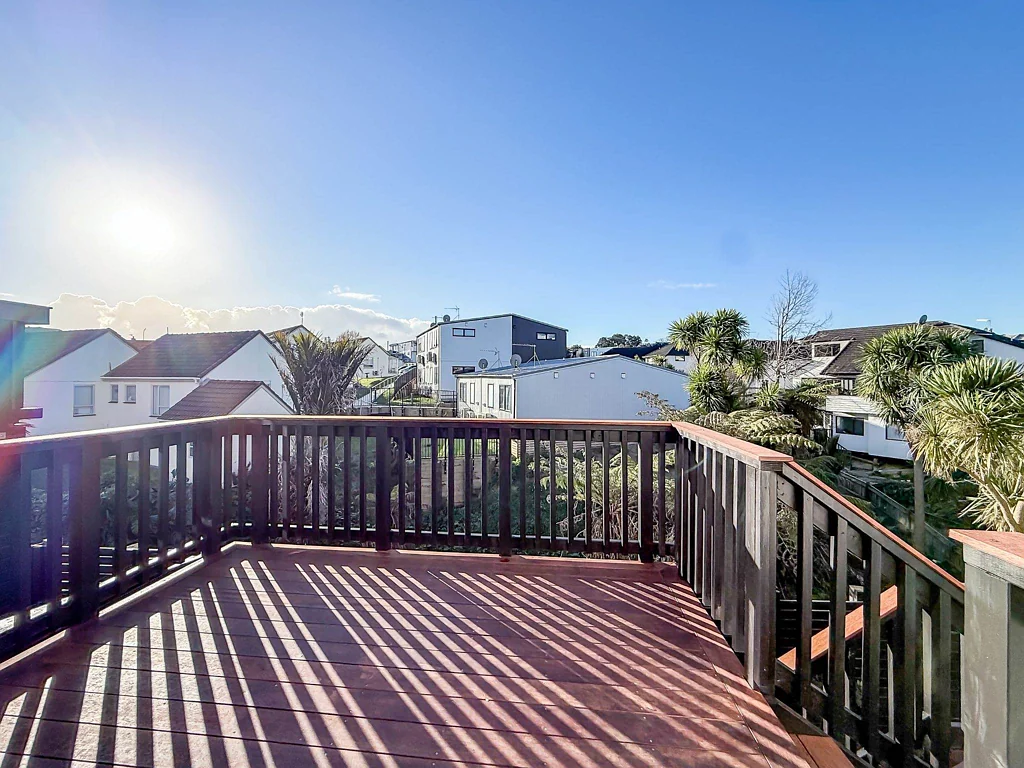 Howick 4ਬੈੱਡਰੂਮ Brand-New 4-Bedroom Home on 386m² Freehold Land