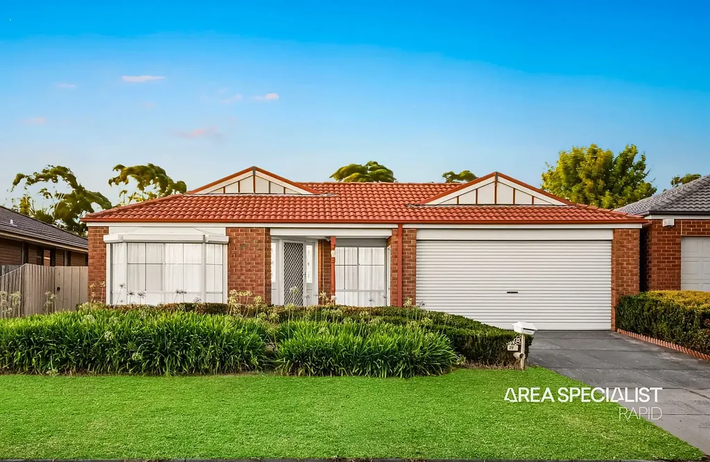 29 Strabane Way, Hampton Park, VIC 3976