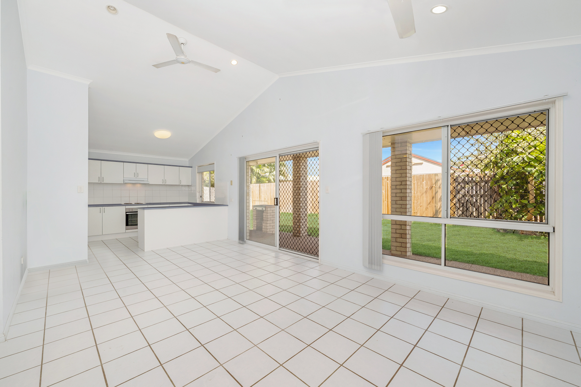 5 SOUTHERN CROSS CCT, DOUGLAS QLD 4814, 0 ห้องนอน, 0 ห้องน้ำ, House