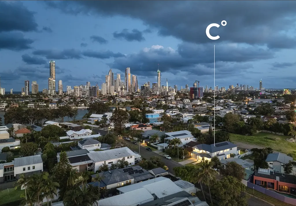Southport 4ਬੈੱਡਰੂਮ Hamptons-Inspired Luxury in the Prestigious TSS Precinct