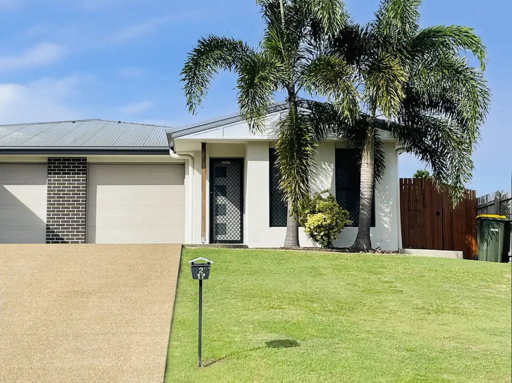 2/17 Eli Court, Kawungan, QLD 4655
