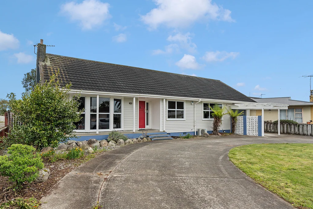 17 Hornsby Street, Carterton, Wellington