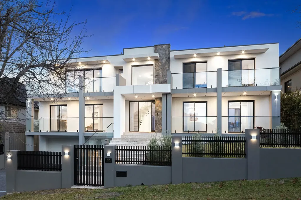Bella Vista 4Habitaciones Luxury Living in the Prestigious Bella Vista Waters Estate