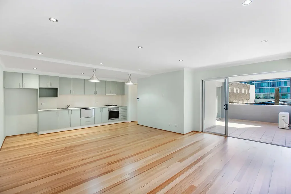 Camperdown 1房 精心呈现的公寓，拥有卓越的户外空间 Immaculately Presented Apartment with Exceptional Outdoor Space