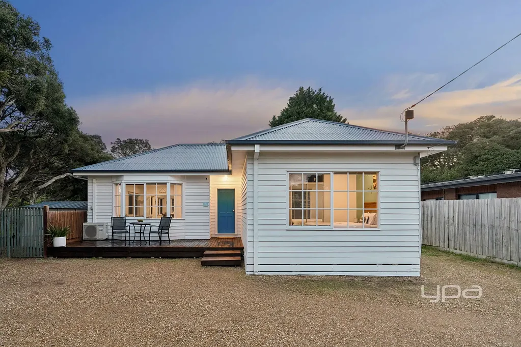 Rye 4침실 Tyrone Foreshore Charmer on Rare 1,161m2 Allotment