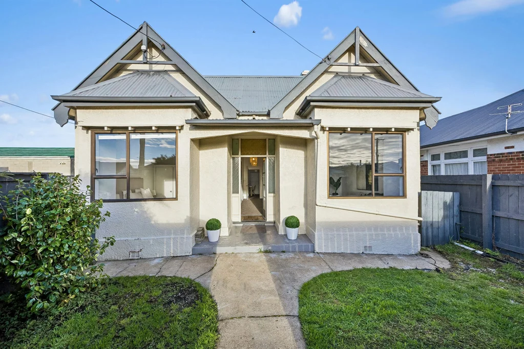 Saint Kilda 3房  The Perfect Family Starter Close to all Amenities