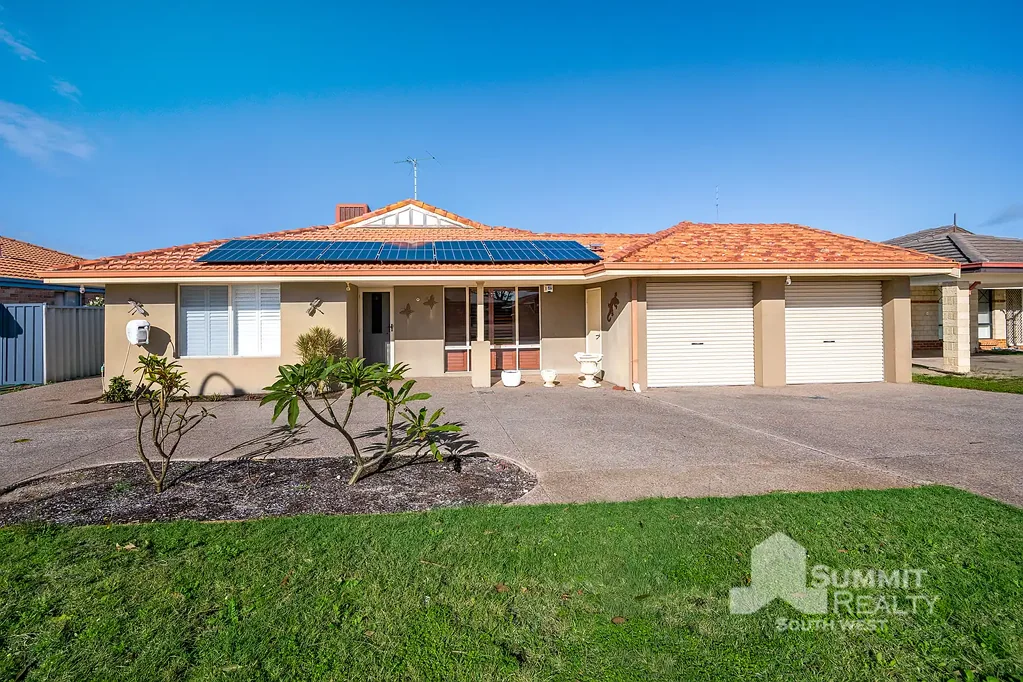 Glen Iris 4غرفة نوم Poolside Living in Popular Glen Iris