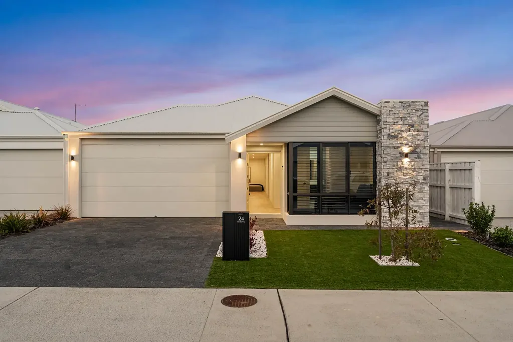 Ellenbrook 4ห้องนอน STUNNING PREMIUM FAMILY HOME | BUILT 2024 | MOVE IN & ENJOY
