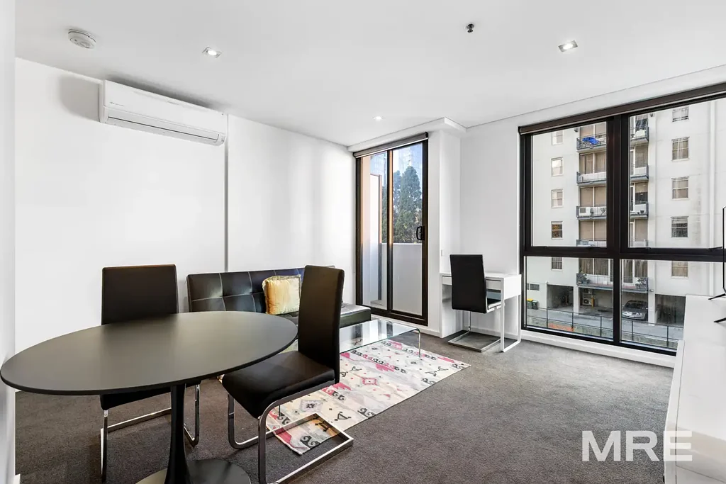 Furnished convenience in highly sought-after pocket