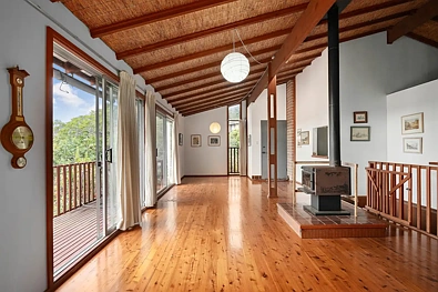 Frenchs Forest 3 Bedroom First Time Offered in 49 Years - Unique Home in Natural Bushland Setting