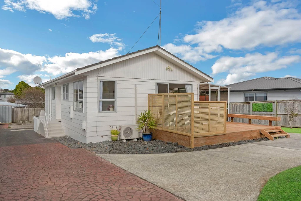 Half Moon Bay 3ਬੈੱਡਰੂਮ Easy Living with Mountain Views in Top School Zone