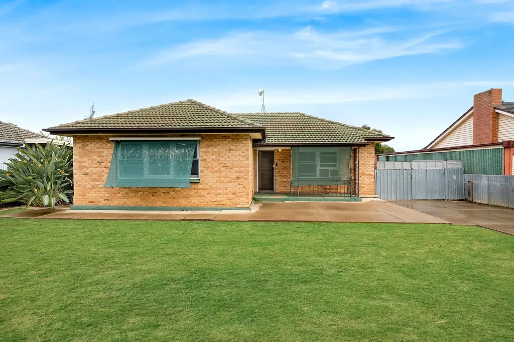 Elizabeth Downs 3房  Land, Location & Locked-In Income