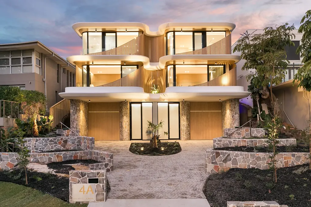 Cronulla 4 Bedroom CASA KALLISTE - FUSION OF MODERN SOPHISTICATION AND PRACTICAL DESIGN