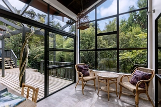 2 Te Kawau Pass, Greenhithe, North Shore City